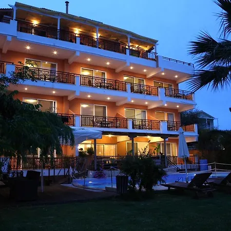 Aparthotel Grand Nefeli