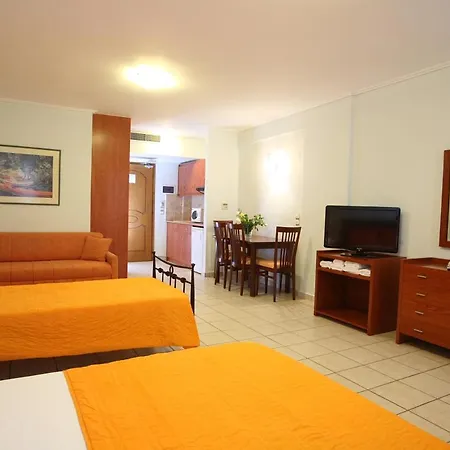 Aparthotel Grand Nefeli Pondi