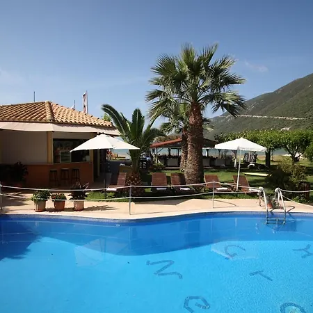 Grand Nefeli Aparthotel